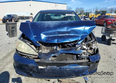 2002 Toyota Camry Le из США, поврежденный, VIN 4T1BF32K52U526980